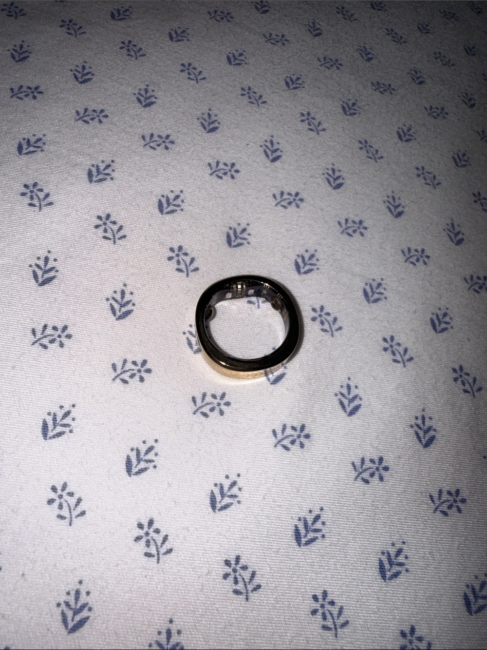 Two-Tone Black and Gold Smart Ring